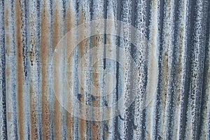 Old correlated metal sheet