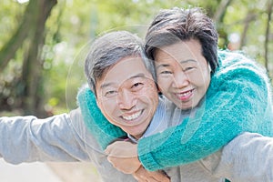 Old couple feel free