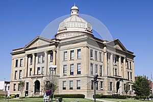 Old courthouse in Lincoln, Logan County