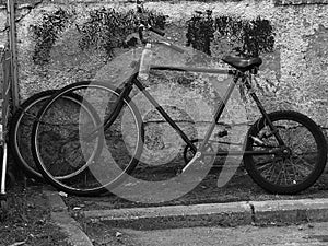 Old delapidated bike
