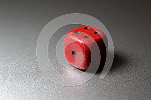 Old deserved red dice