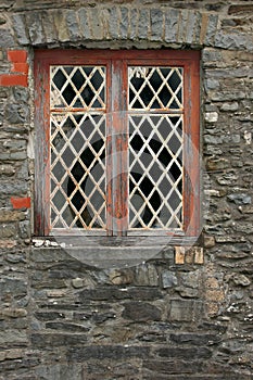 Old Diamond Leaded Windows