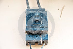 Old Dirty circuit breaker