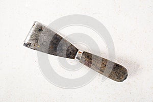 Old dirty and rusty putty kniffe