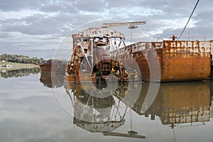 Old Dredge on Tisza