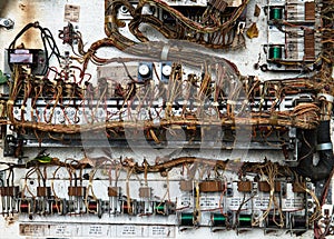 Old Electronic Hardware, Wiring Harness