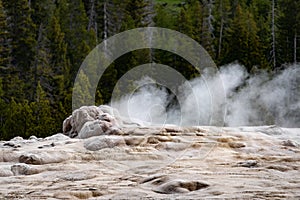 Old faithful yellowstone national park wyoming