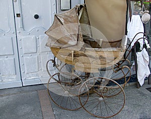 Old fashioned baby carriage