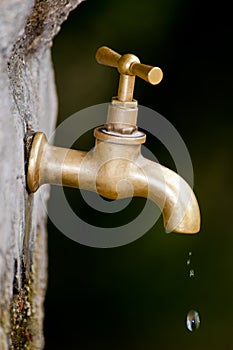 A old faucet leaking