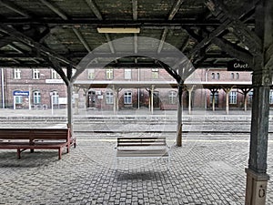 old glucholazy train station