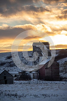 Old grain company elevator in Sharples
