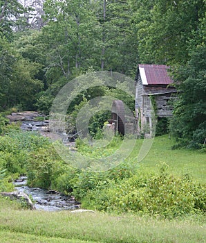 Old Creekside Mill