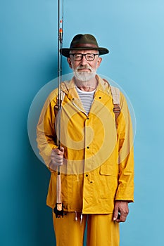 Old handsome man is good at fishing