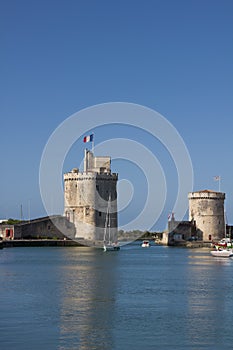 Old harbour towers - La Rochelle