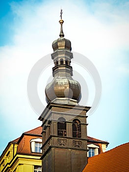 Stará historická kostolná veža v Bratislave