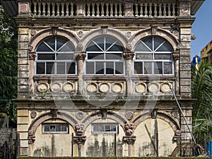 Old house with Arched stucco work design window S S Rao Road; Parel