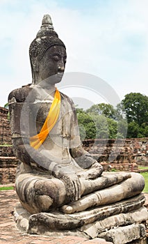 Old image buddha destroyed in Ayutthaya