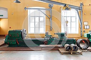 The old lathe machine tool equipment