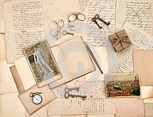 Old letters, vintage accessories, diary and photos from Florence