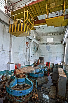 Old lock mechanism at an abandoned dam