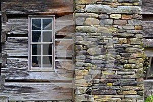 Old Log Cabin-CloseUp