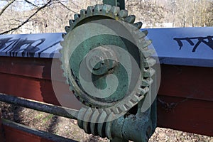 Old mechanism with a cogwheel and a worm gear