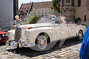 Old Mercedes Benz cabriolet - lateral view