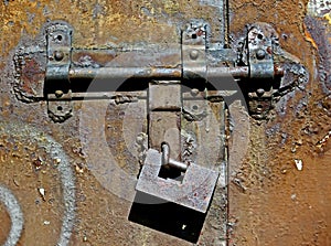 Old metal bolt and padlock