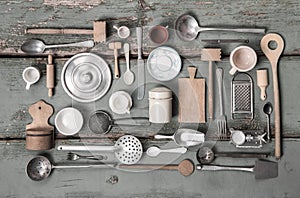 Old miniatures of kitchen equipment for decoration.