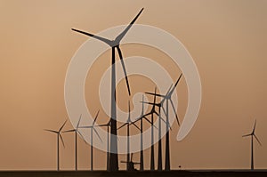 The Old and the New in wind turbine technology