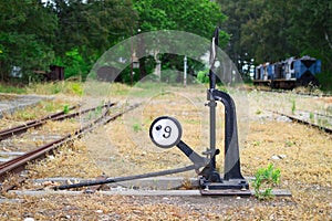 Old rail deflecting mechanism