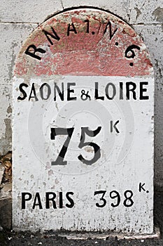 Old RN6 milestone in Macon, France