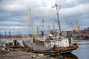 Old ship ran aground in Ukraine