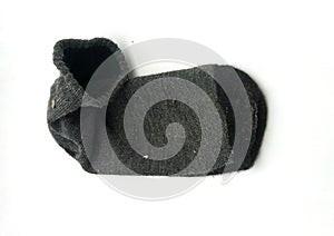 Old socks are bitten by cats.