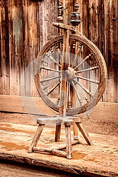 Old spinning wheel
