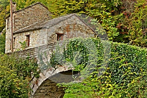 Old stone bridge in Zagori region, Epirus, Greece.