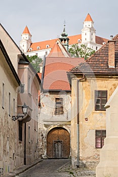 Stará ulice v Bratislavě