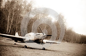 Old-styled photo of IL-2 radio model photo