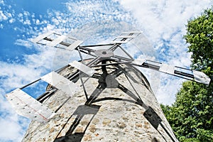 Starý věžový větrný mlýn v Holíči, Slovensko, architektonické téma