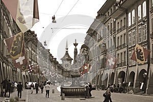 Old town in Bern, Zytglogge clock tower and fountain