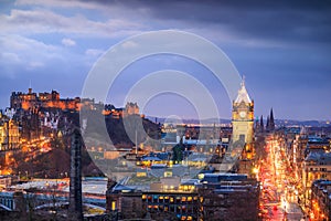 Old town Edinburgh and Edinburgh castle