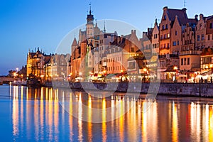 Old town of Gdansk at night