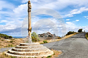 Old town of Ujue from La Cruz del Saludo