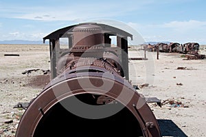 Old train in Uyuni (Bolivia)