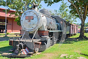 Old trains that are tourist attractions on Estrada de Ferro Made