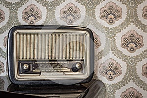 An old transistor radio