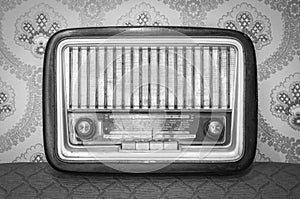 An old transistor radio