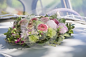 Old Volga as a wedding car.