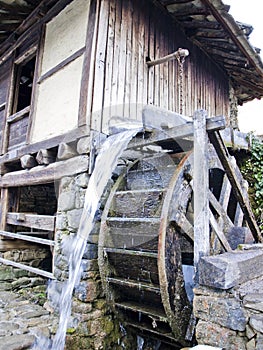 Old water mill-wheel