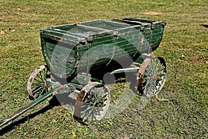 Old wood wagon for hauling liquids